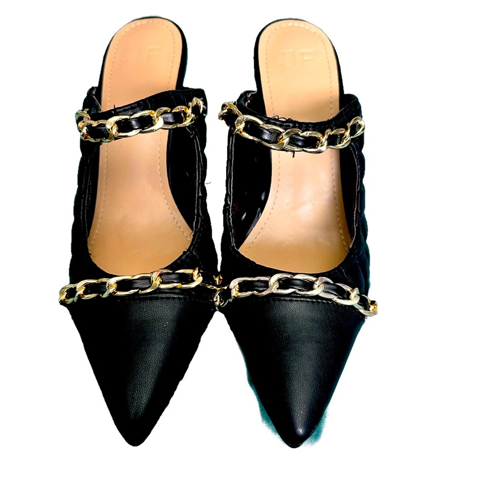 NEW Black high heels pumps